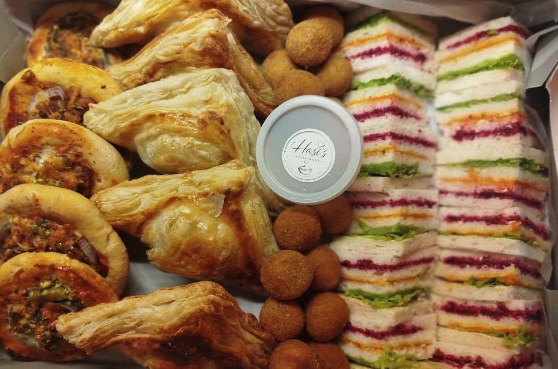 Close up of short eats box